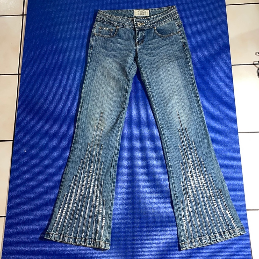 Y2K fashion Vintage Tell Denim Works embellished flare jeans. Size 3